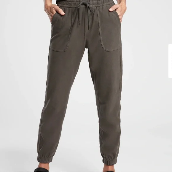 ⭐️ Athleta Farallon Jogger - Picture 7 of 7